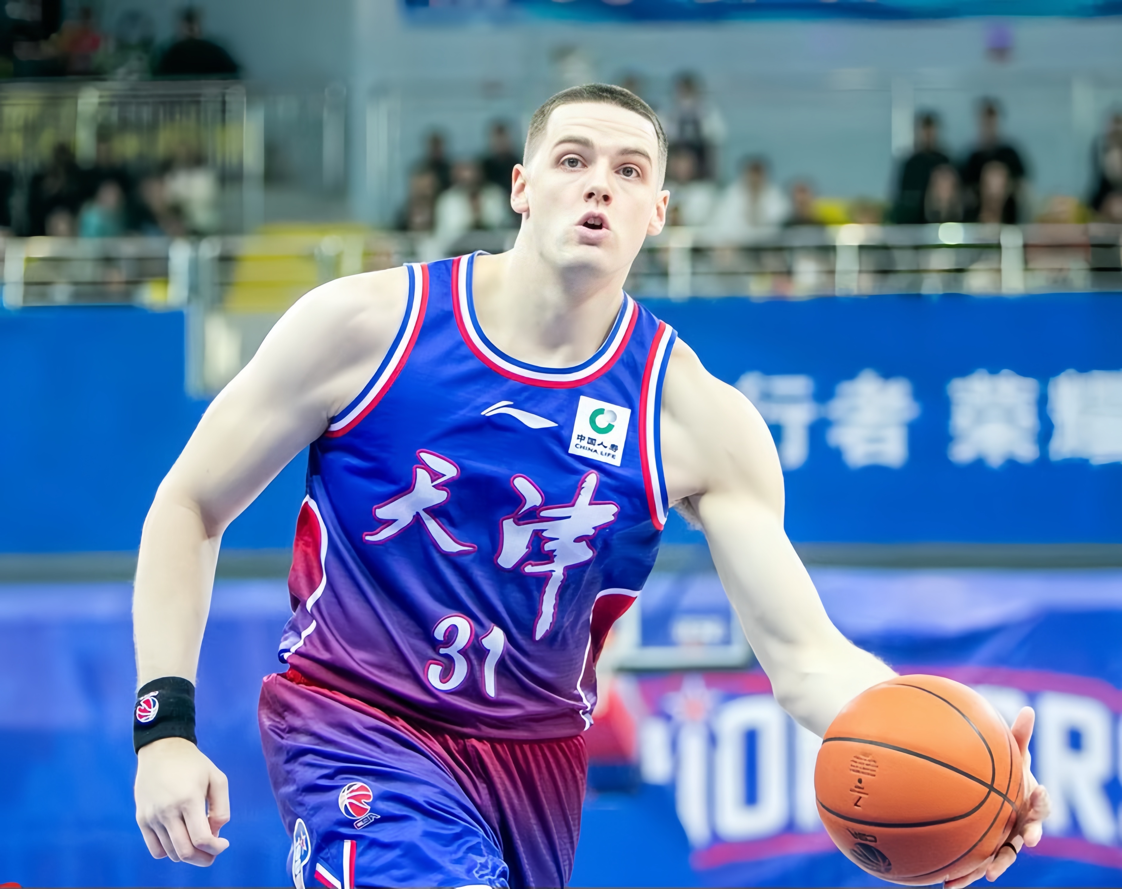 广东宏远任骏飞